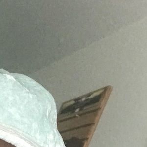 Meet your Posher, Chloe